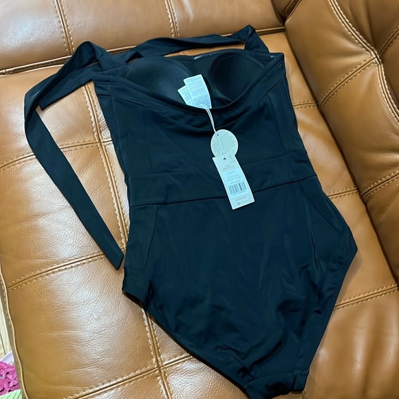 NWT Boden Santorini Halterneck Swimsuit Black.sz 8RHot deal🔥 - Picture 6 of 9
